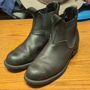 Canada West Boots Black Leather Chelsea Boots